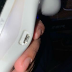 White ps4 controller